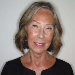 Lorraine, Practice Manager